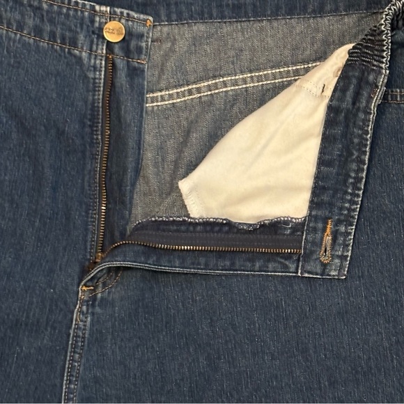 L.L. Bean Double L Dark Denim Walking Shorts Size 20 Regular - Picture 3 of 7